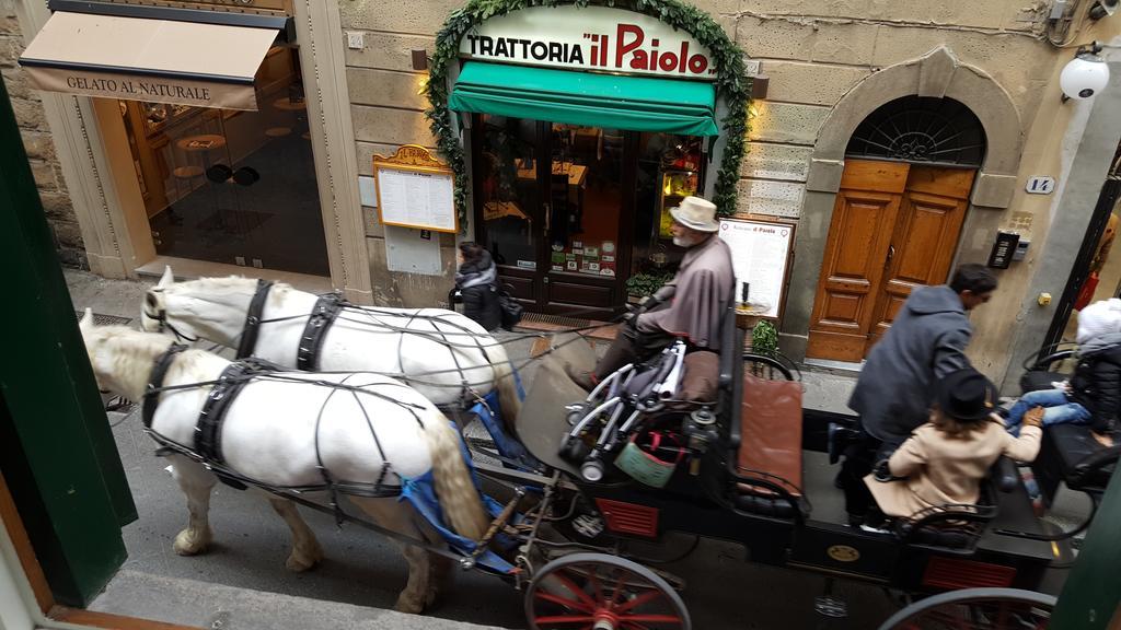Corso Florence Exterior photo